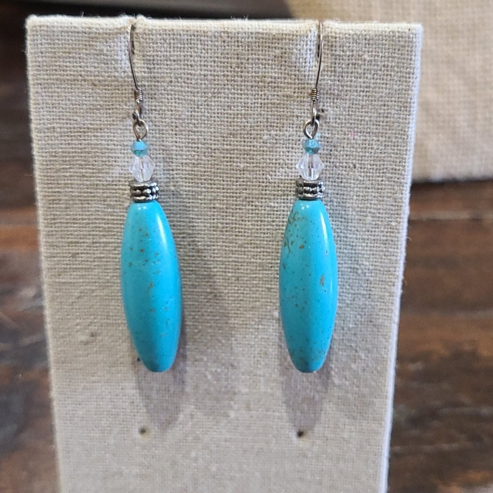 GUC Turquoise Drop Pierced Earrings